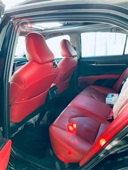 تۆیۆتا کامری